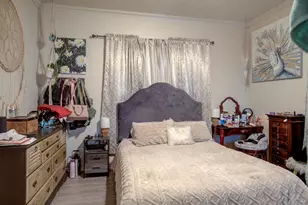 903 W 11th St, Medford, OR 97501 - Photo 11