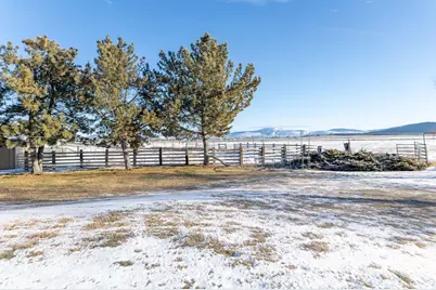 521 Old Midland Road, Midland, OR 97634 - Photo 5