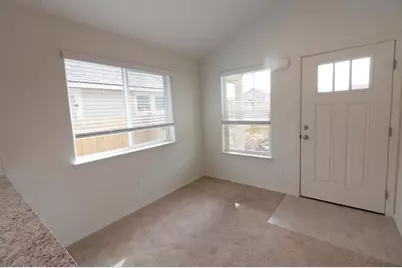 3288 NW 10th Street, Redmond, OR 97756 - Photo 7
