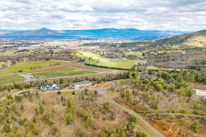 45 Vineyard View Circle #Lot 10, Medford, OR 97501 - Photo 3