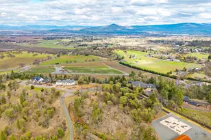 45 Vineyard Vw Cir, Medford, OR 97501 - Photo 1