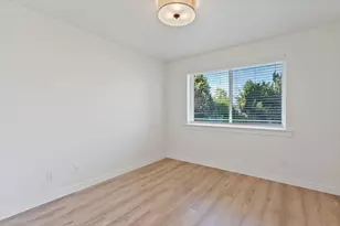 63673 Boyd Acres Rd, Bend, OR 97701 - Photo 17