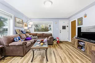 456 N Log Cabin St, Independence, OR 97351 - Photo 5