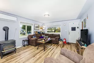 456 N Log Cabin St, Independence, OR 97351 - Photo 7