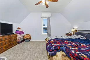 456 N Log Cabin St, Independence, OR 97351 - Photo 21