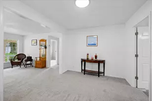 122 Willamette Ave, Medford, OR 97504 - Photo 13