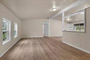 3223 Camp Joy Rd, Grants Pass, OR 97526 - Photo 9