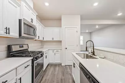 1226 NW Upas Place, Redmond, OR 97756 - Photo 11