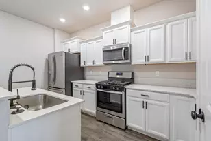 1226 NW Upas Pl, Redmond, OR 97756 - Photo 9