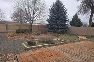 10631 Kincheloe Ave, Klamath Falls, OR 97603 - Photo 11