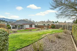 160 Meadow View Dr, Phoenix, OR 97535 - Photo 35