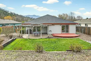 160 Meadow View Dr, Phoenix, OR 97535 - Photo 33