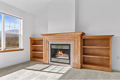 942 Mountain Meadows Circle, Ashland, OR 97520 - Photo 3