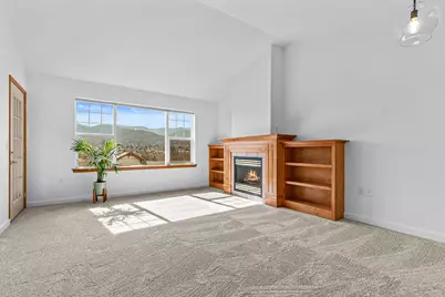 942 Mountain Meadows Circle, Ashland, OR 97520 - Photo 1