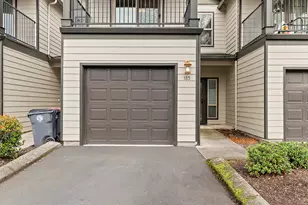 185 Logan Ave, Central Point, OR 97502 - Photo 1