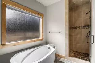 10103 Juniper Glen Cir, Redmond, OR 97756 - Photo 23