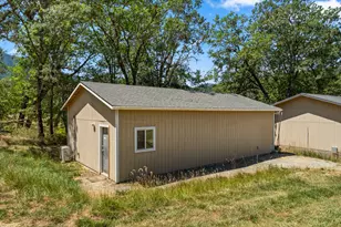 510 Copper Dr, Grants Pass, OR 97527 - Photo 37