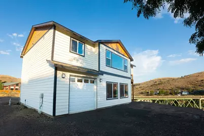 390 Elrod Place, Maupin, OR 97037 - Photo 7