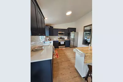 390 Elrod Place, Maupin, OR 97037 - Photo 29