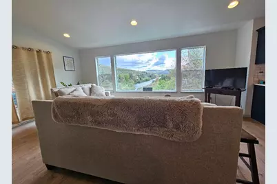 390 Elrod Place, Maupin, OR 97037 - Photo 37