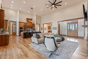 15781 SW Brasada Rnch Rd, Powell Butte, OR 97753 - Photo 13