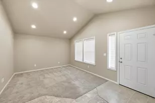 1915 SW 23rd St, Redmond, OR 97756 - Photo 17