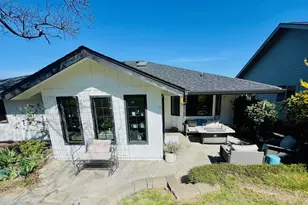 2446 Heritage Way, Medford, OR 97504 - Photo 41