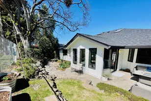 2446 Heritage Way, Medford, OR 97504 - Photo 39