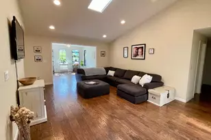 2446 Heritage Way, Medford, OR 97504 - Photo 13