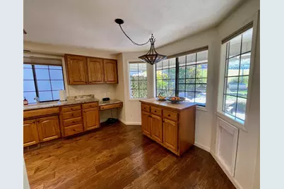 2446 Heritage Way, Medford, OR 97504 - Photo 21