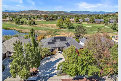 422 Robert Trent Jones Boulevard, Eagle Point, OR 97524 - Photo 47