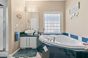 422 Robert Trent Jones Blvd, Eagle Point, OR 97524 - Photo 21