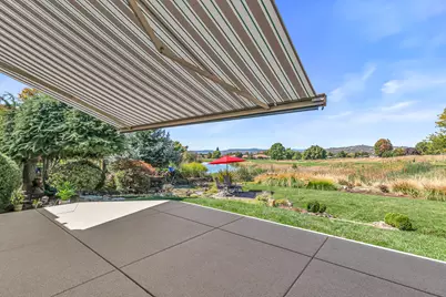 422 Robert Trent Jones Boulevard, Eagle Point, OR 97524 - Photo 33