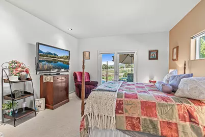 422 Robert Trent Jones Boulevard, Eagle Point, OR 97524 - Photo 21