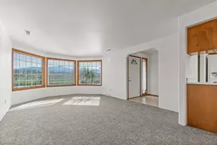 278 Sparrow Way, Medford, OR 97501 - Photo 7