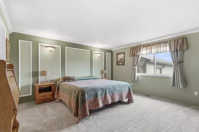 1620 Edgevale Avenue, Medford, OR 97504 - Photo 13