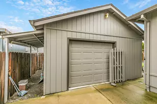 1620 Edgevale Ave, Medford, OR 97504 - Photo 29