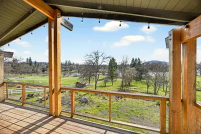 1583 Highway 234, Eagle Point, OR 97524 - Photo 21