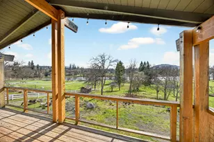 1583 Hwy 234, Eagle Point, OR 97524 - Photo 21