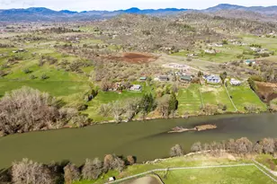 1583 Hwy 234, Eagle Point, OR 97524 - Photo 9