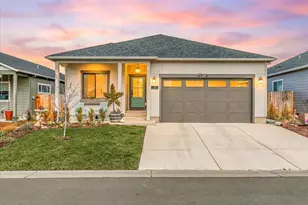 248 Christopher Way, Talent, OR 97540 - Photo 1