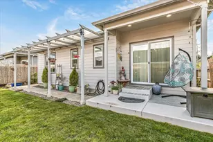 248 Christopher Way, Talent, OR 97540 - Photo 29
