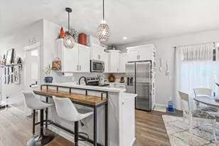 248 Christopher Way, Talent, OR 97540 - Photo 5