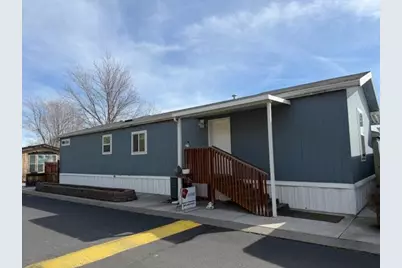 450 SW Roosevelt Street #1, Madras, OR 97741 - Photo 1