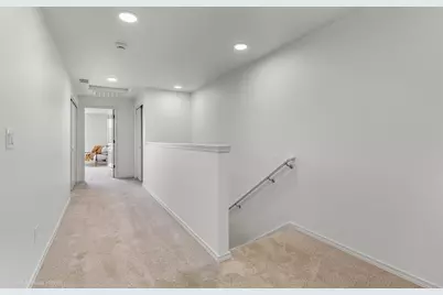 3382 NW 7th Street #99, Redmond, OR 97756 - Photo 13