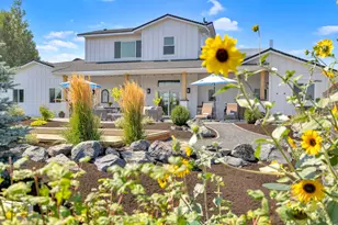 21483 Bunch Grass Ct, Bend, OR 97701 - Photo 47