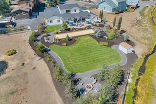 21483 Bunch Grass Ct, Bend, OR 97701 - Photo 53