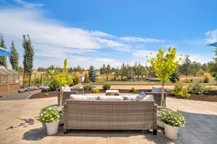 21483 Bunch Grass Ct, Bend, OR 97701 - Photo 39