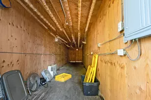 9439 Holland Loop Rd, Cave Junction, OR 97523 - Photo 21