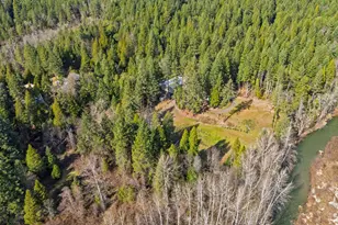 9439 Holland Loop Rd, Cave Junction, OR 97523 - Photo 9